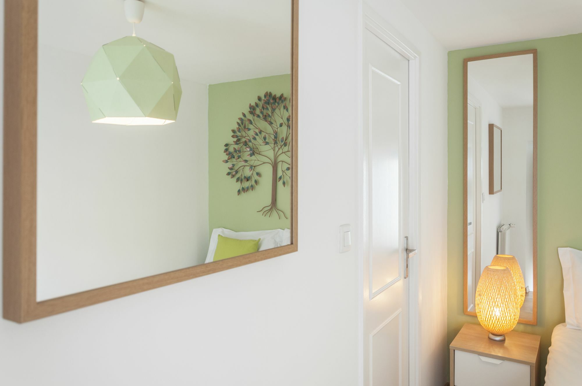 Apartment Contemporary By Alfama