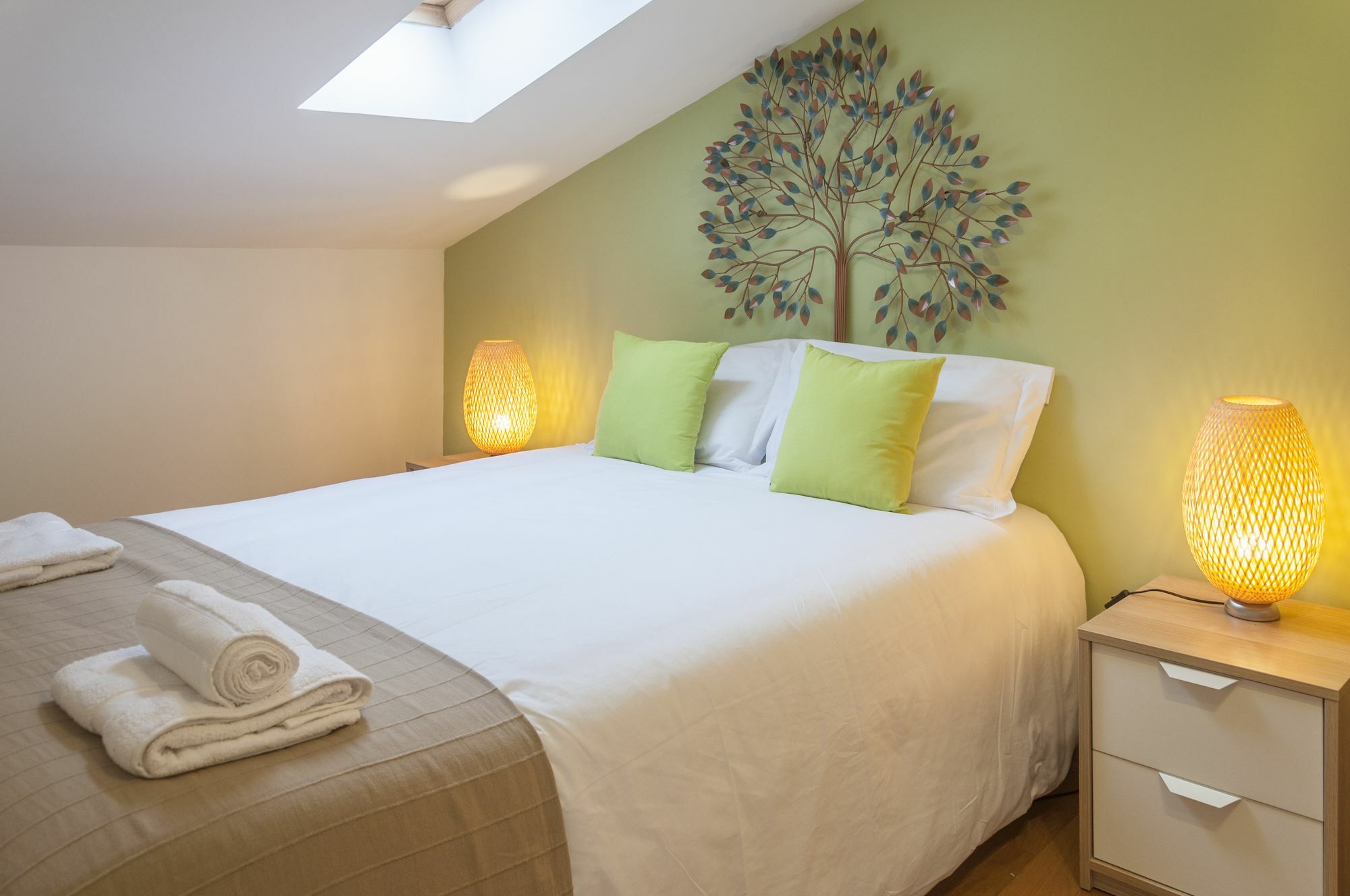 Apartment Contemporary By Alfama Lisbon